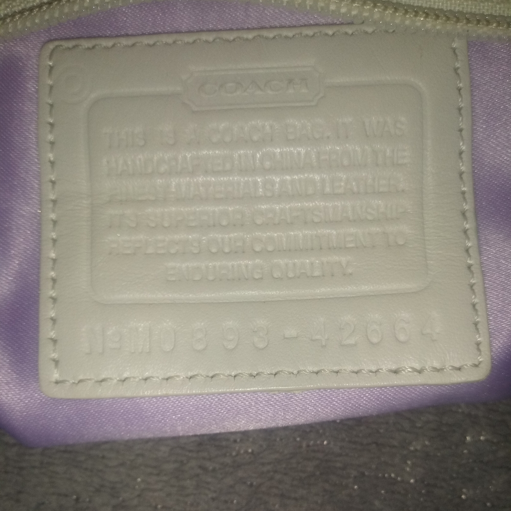 Coach purse - Picture 2 of 9